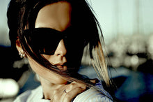 Load image into Gallery viewer, Freyja Glasses
